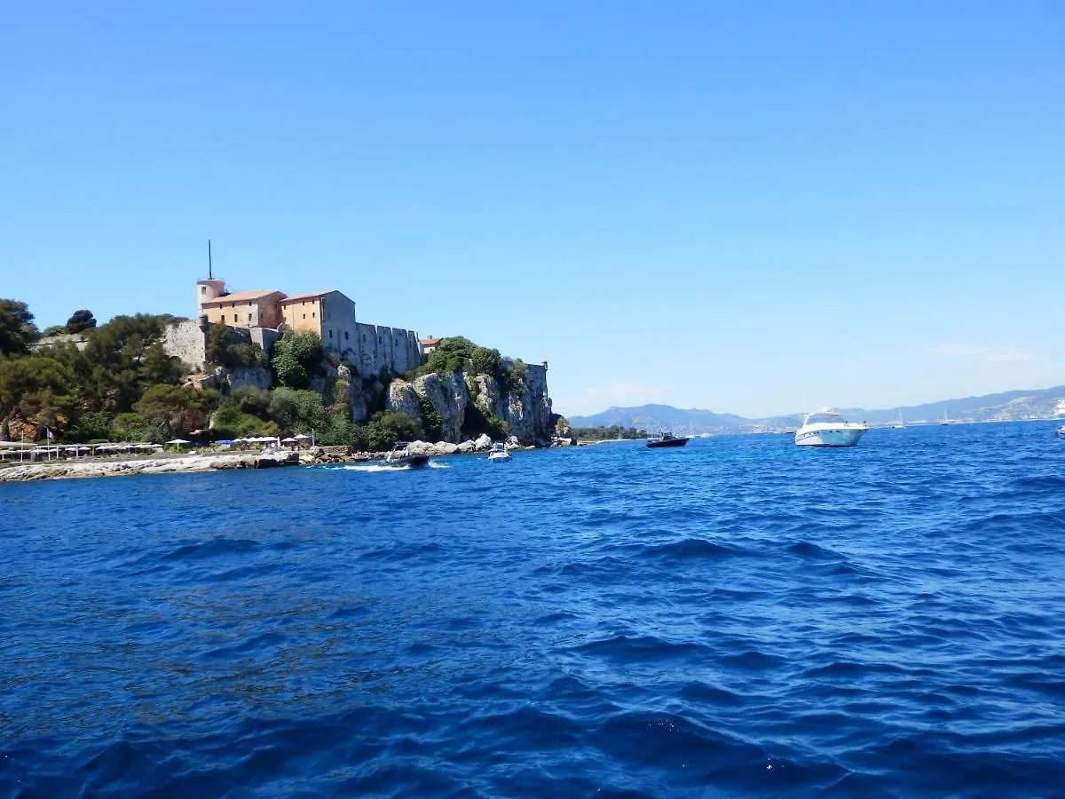 Apartment Esterel Terrasses, Roof Top, Plage, Parking Payant Cannes